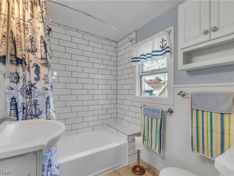 114 Vine Street, Fairport Harbor, OH 44077 Photo 18