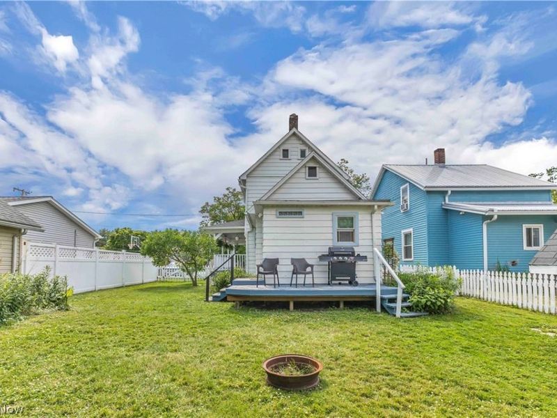 114 Vine Street, Fairport Harbor, OH 44077 Photo 22