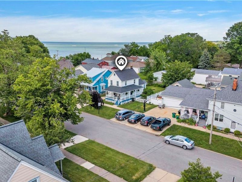 114 Vine Street, Fairport Harbor, OH 44077 Photo 3