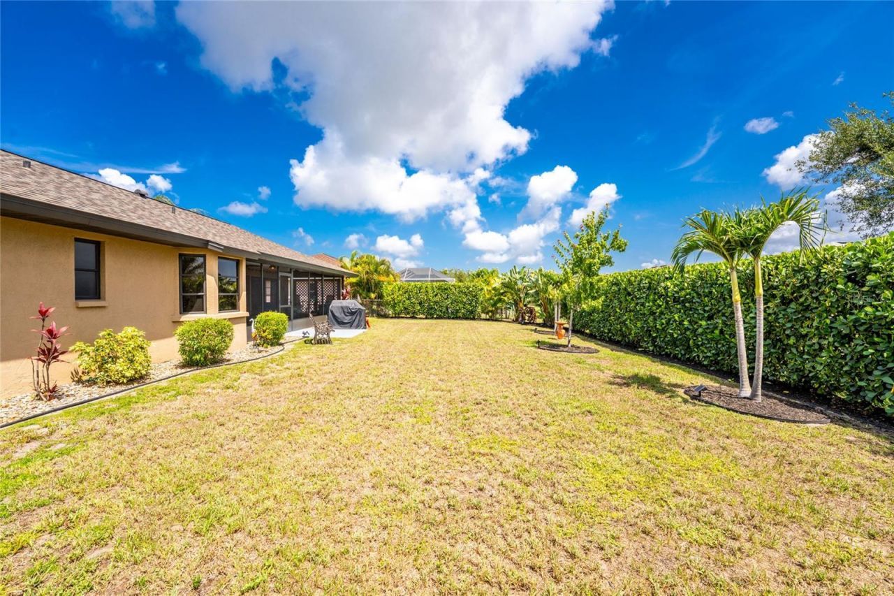 255 Mark Twain Lane , Rotonda West, FL 33947 Photo
