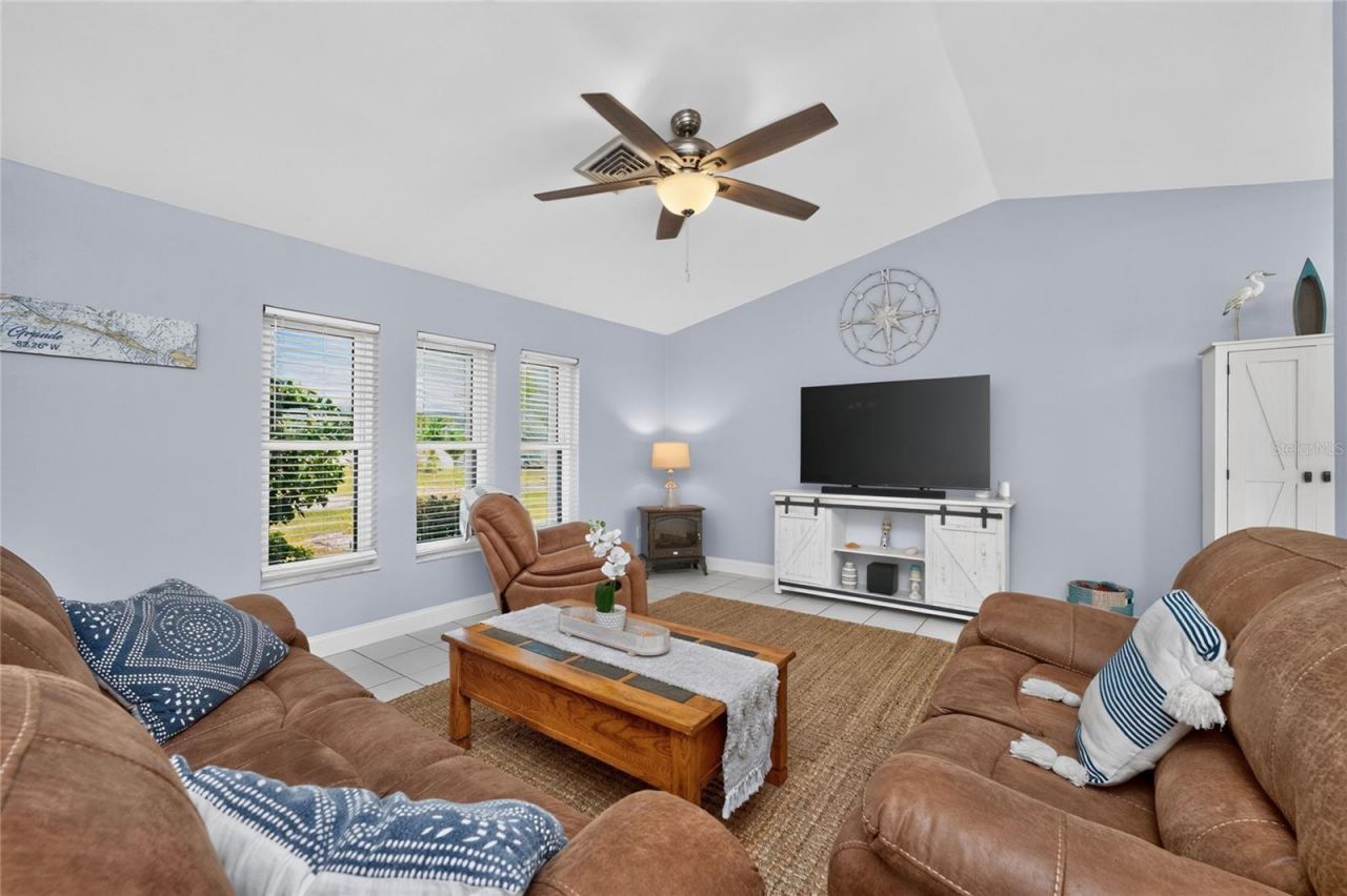 255 Mark Twain Lane , Rotonda West, FL 33947 Photo