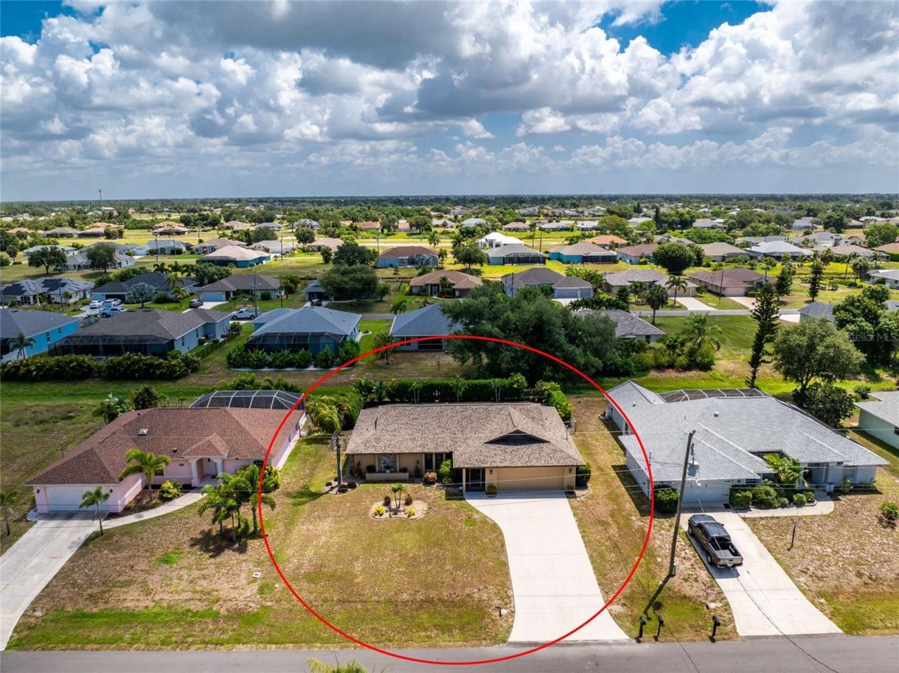 255 Mark Twain Lane , Rotonda West, FL 33947 Photo