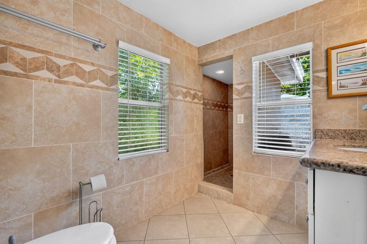 616 Dora Street, New Smyrna Beach, FL 32168 Photo