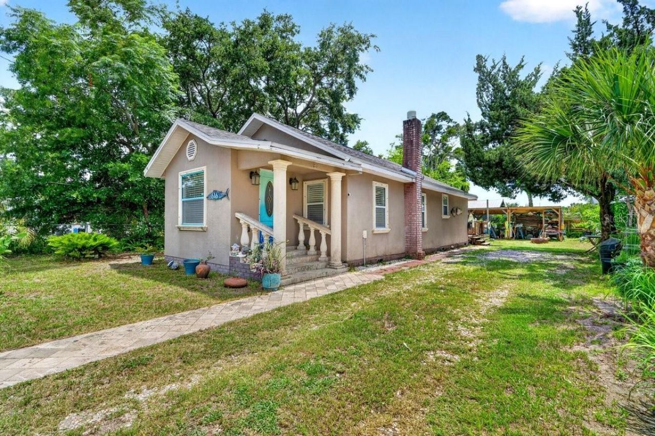 616 Dora Street, New Smyrna Beach, FL 32168 Photo