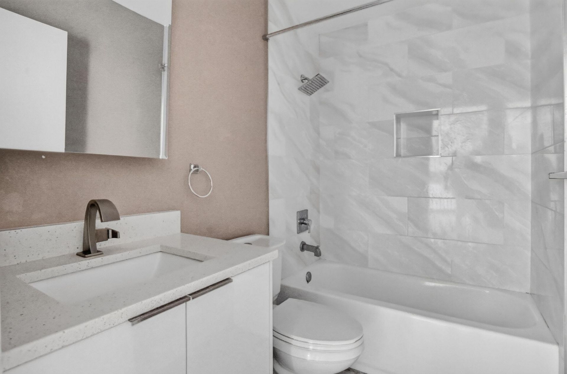 301 Club Circle, Unit 208, Boca Raton, FL 33487 Photo