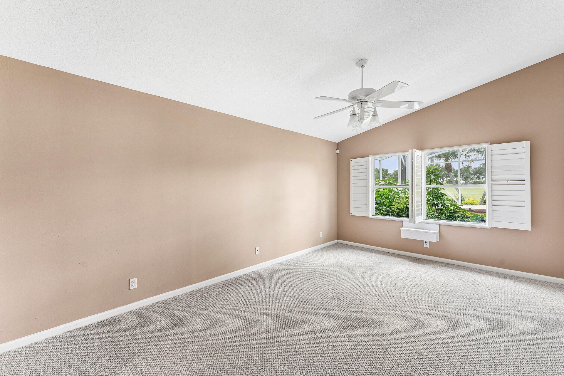7385 Haviland Circle, Boynton Beach, FL 33437 Photo