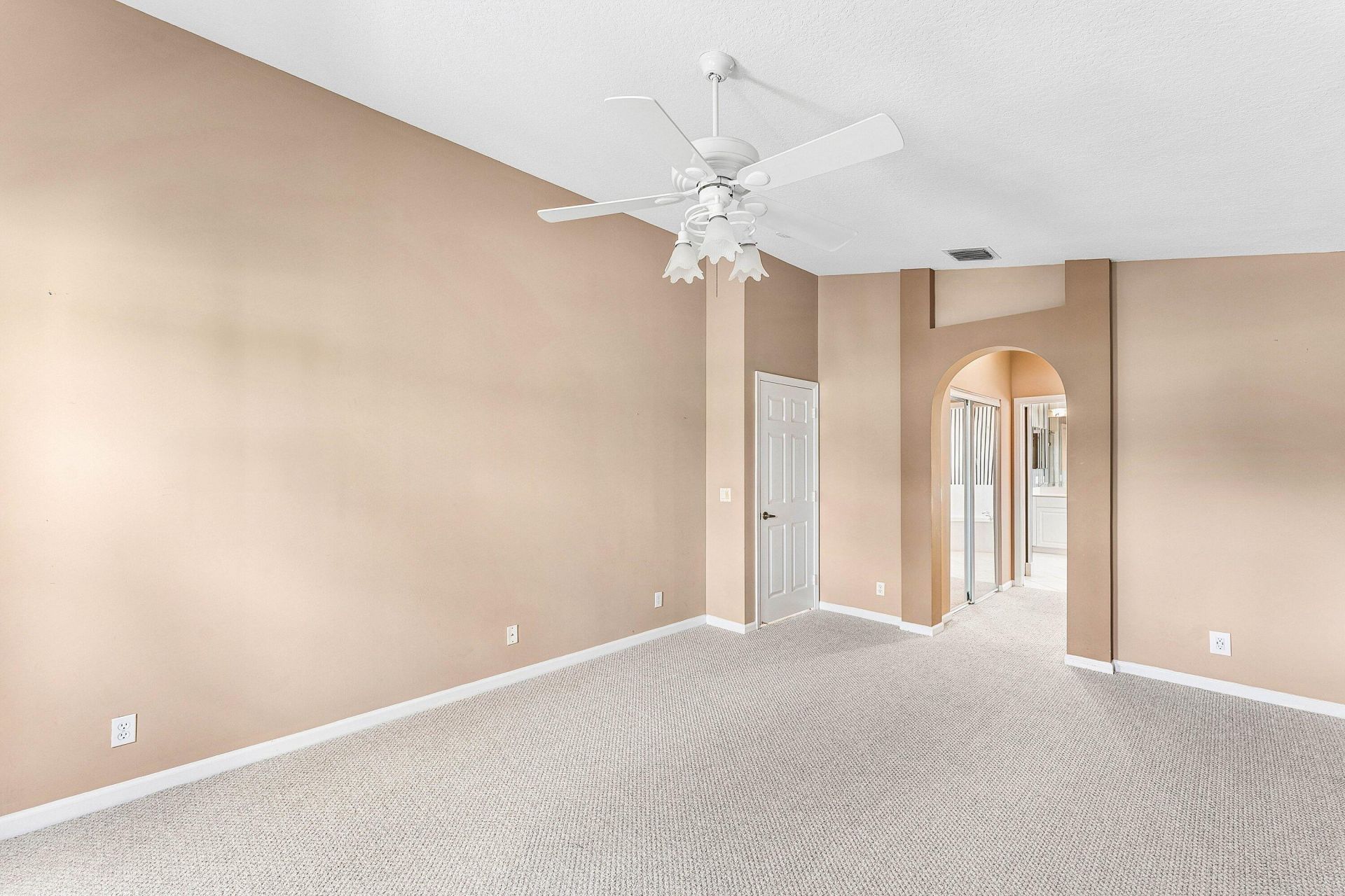 7385 Haviland Circle, Boynton Beach, FL 33437 Photo
