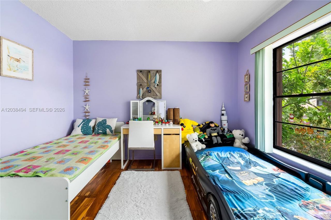 3340 Oak Dr , Hollywood, FL 33021 Photo