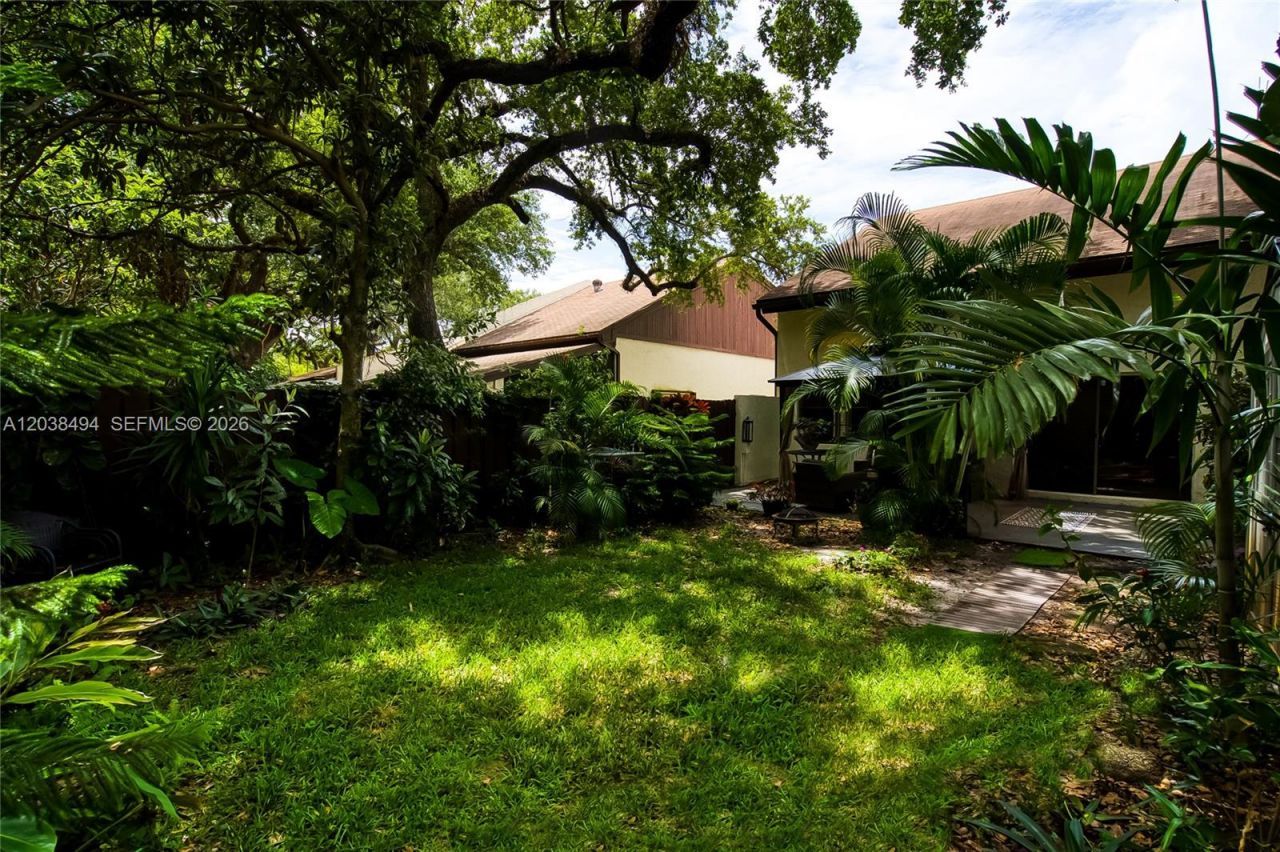 3340 Oak Dr , Hollywood, FL 33021 Photo