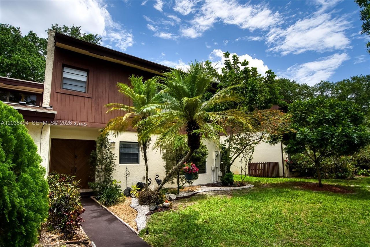 3340 Oak Dr , Hollywood, FL 33021 Photo