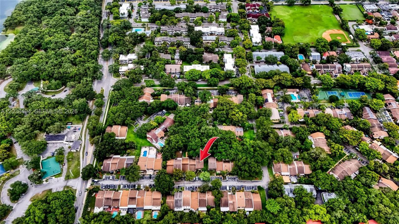 3340 Oak Dr , Hollywood, FL 33021 Photo