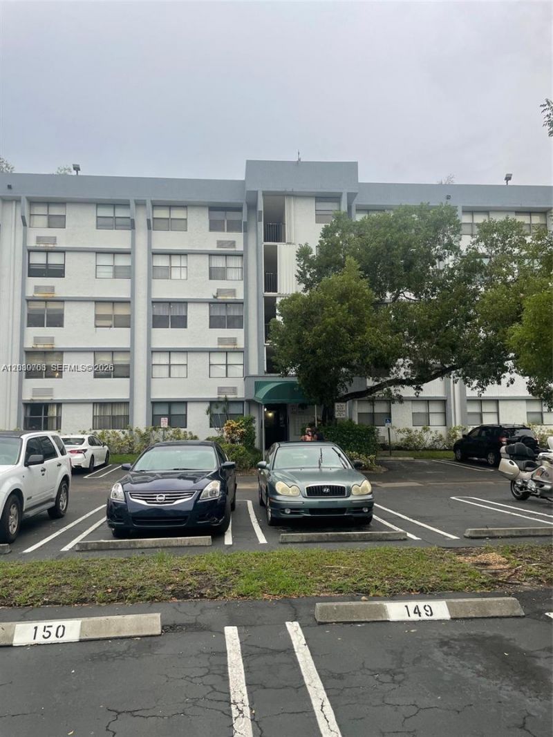 2401 Riverside Dr , Unit 203-B, Coral Springs, FL 33065 Photo