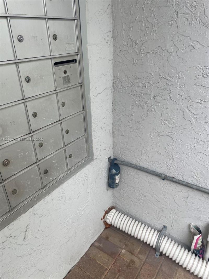 2401 Riverside Dr , Unit 203-B, Coral Springs, FL 33065 Photo