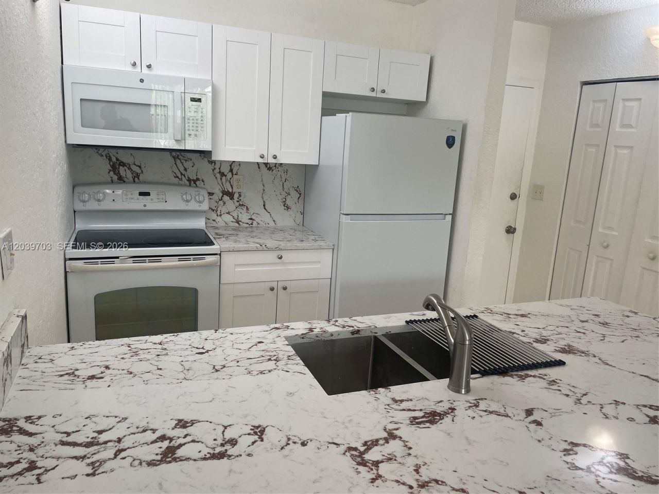2401 Riverside Dr , Unit 203-B, Coral Springs, FL 33065 Photo