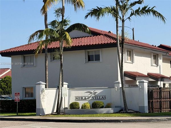 541 NW 82nd Ct , Unit 375, Miami, FL 33126