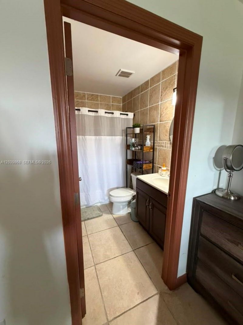 541 NW 82nd Ct , Unit 375, Miami, FL 33126 Photo