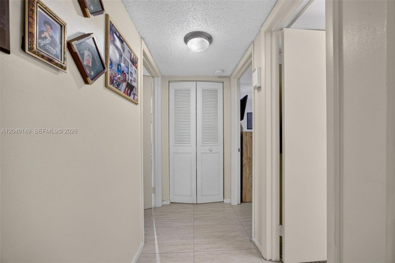 8415 SW 107th Ave, Unit 240W, Miami, FL 33173 Photo