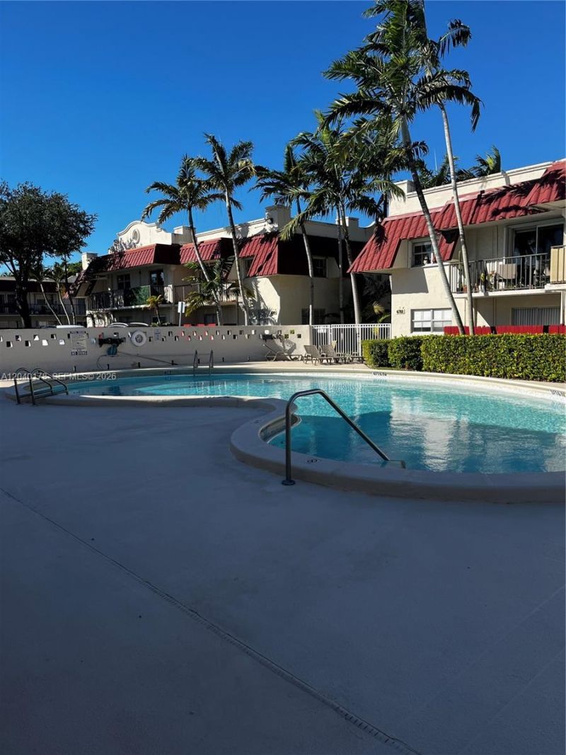 8650 SW 67th Ave , Unit 1029, Pinecrest, FL 33156 Photo
