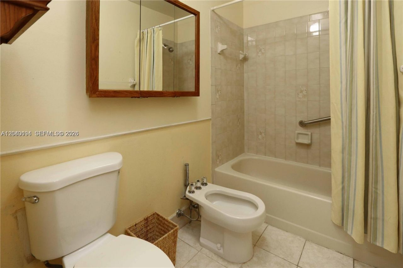 2500 SW 113th Ct , Miami, FL 33165 Photo