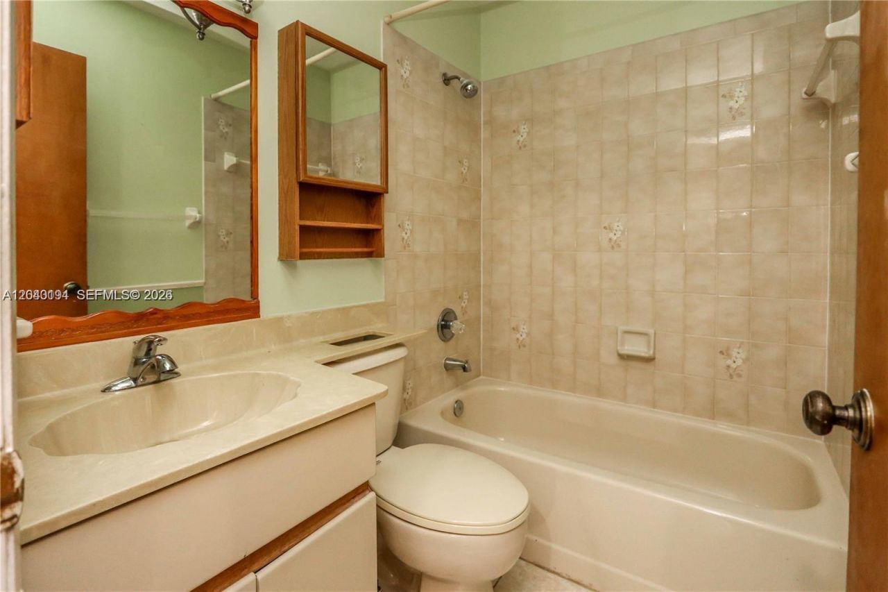 2500 SW 113th Ct , Miami, FL 33165 Photo