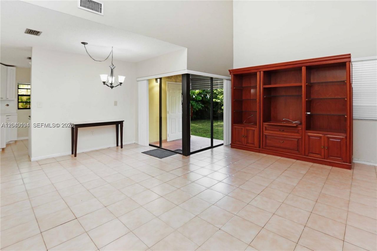 2500 SW 113th Ct , Miami, FL 33165 Photo