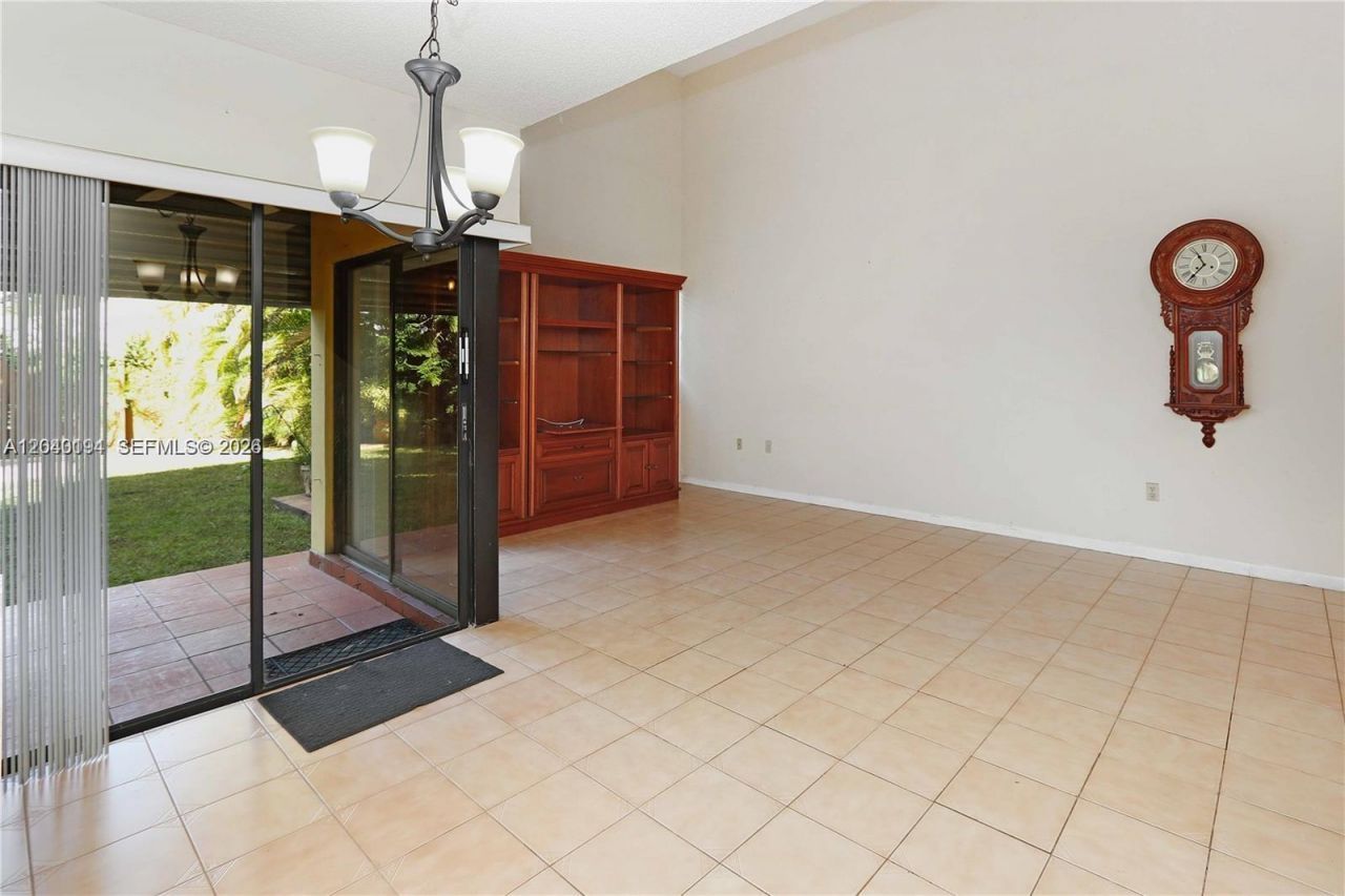 2500 SW 113th Ct , Miami, FL 33165 Photo