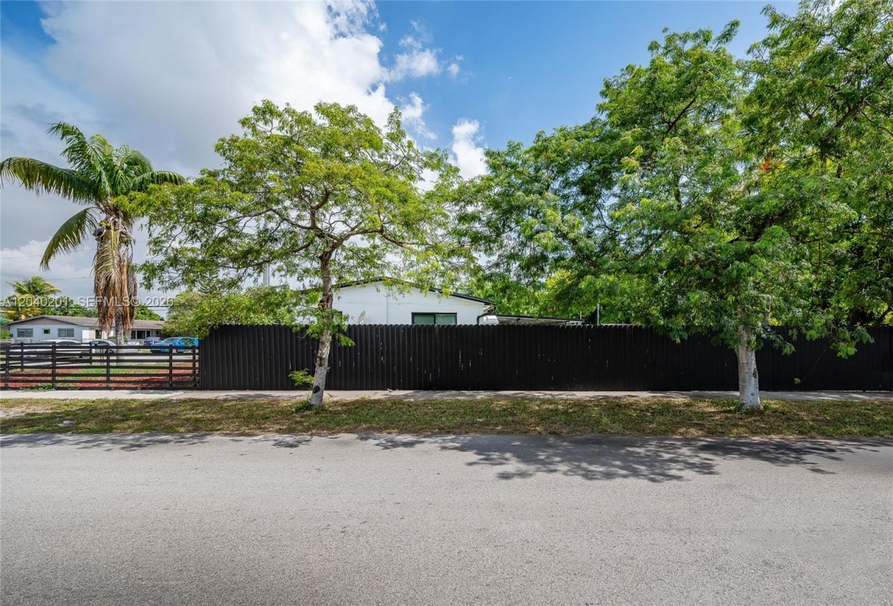 20001 NW 14th Ave, Miami Gardens, FL 33169 Photo