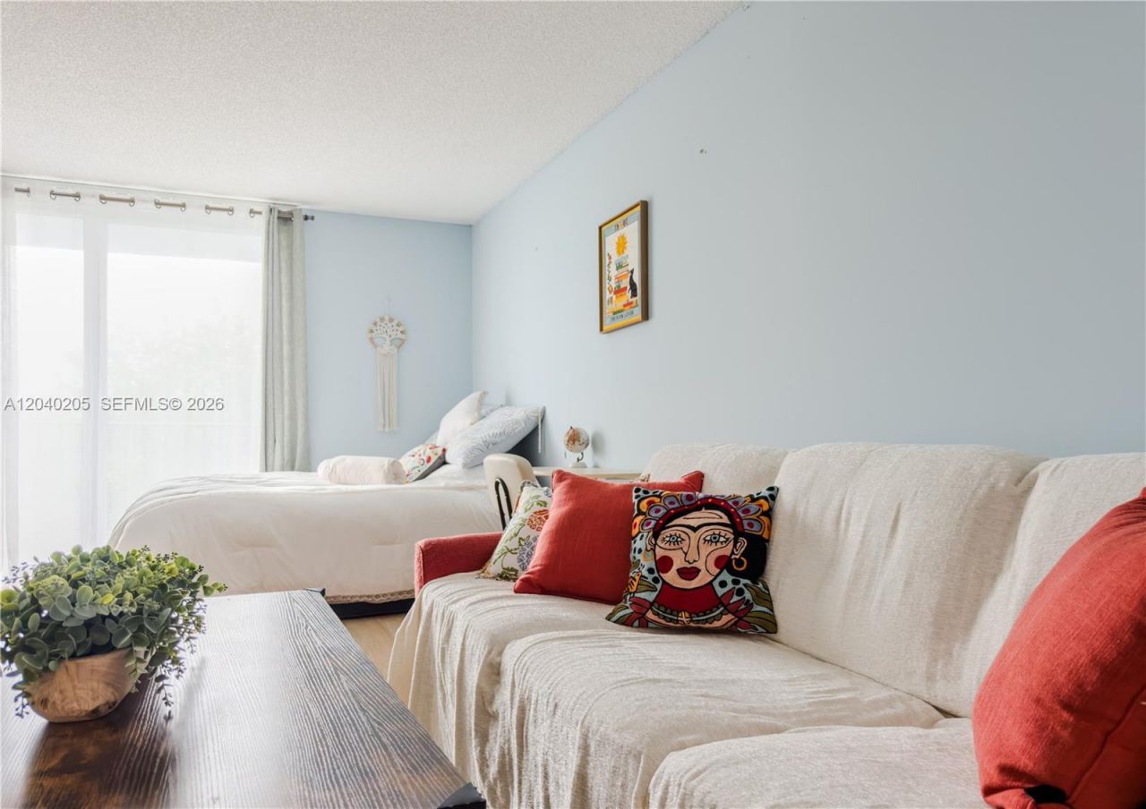 12500 NE 15th Ave, Unit 312, North Miami, FL 33161 Photo
