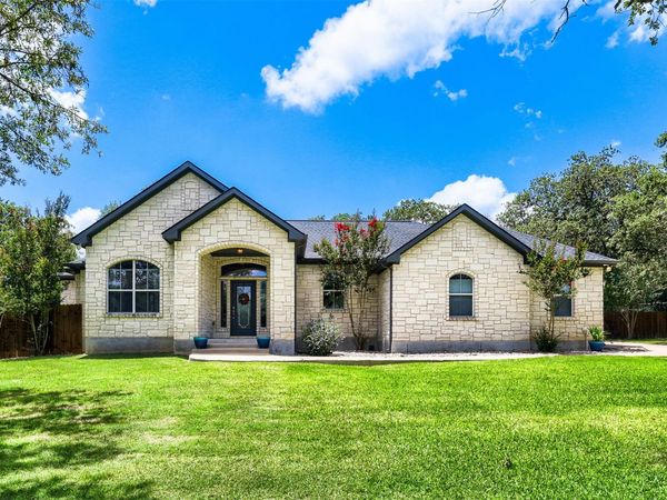 138 Elm Wood DR , Elgin, TX 78621