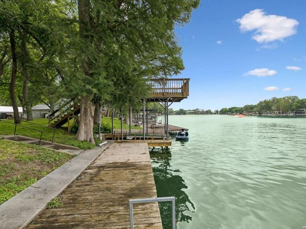 1307 TERMINAL LOOP RD, McQueeney, TX 78123