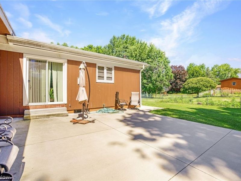 8259 Walter Street NW, Massillon, OH 44646 Photo 5