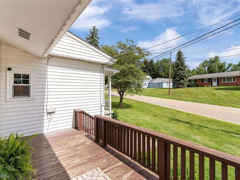 4631 Crystal Lake Avenue NW, Canal Fulton, OH 44614 Photo 4