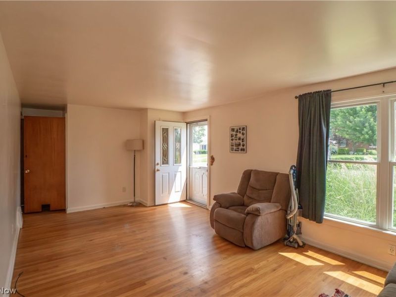 3835 Bernard Avenue NW, Canton, OH 44709 Photo 4