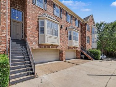 2811 Welborn Street, Dallas, TX 75219