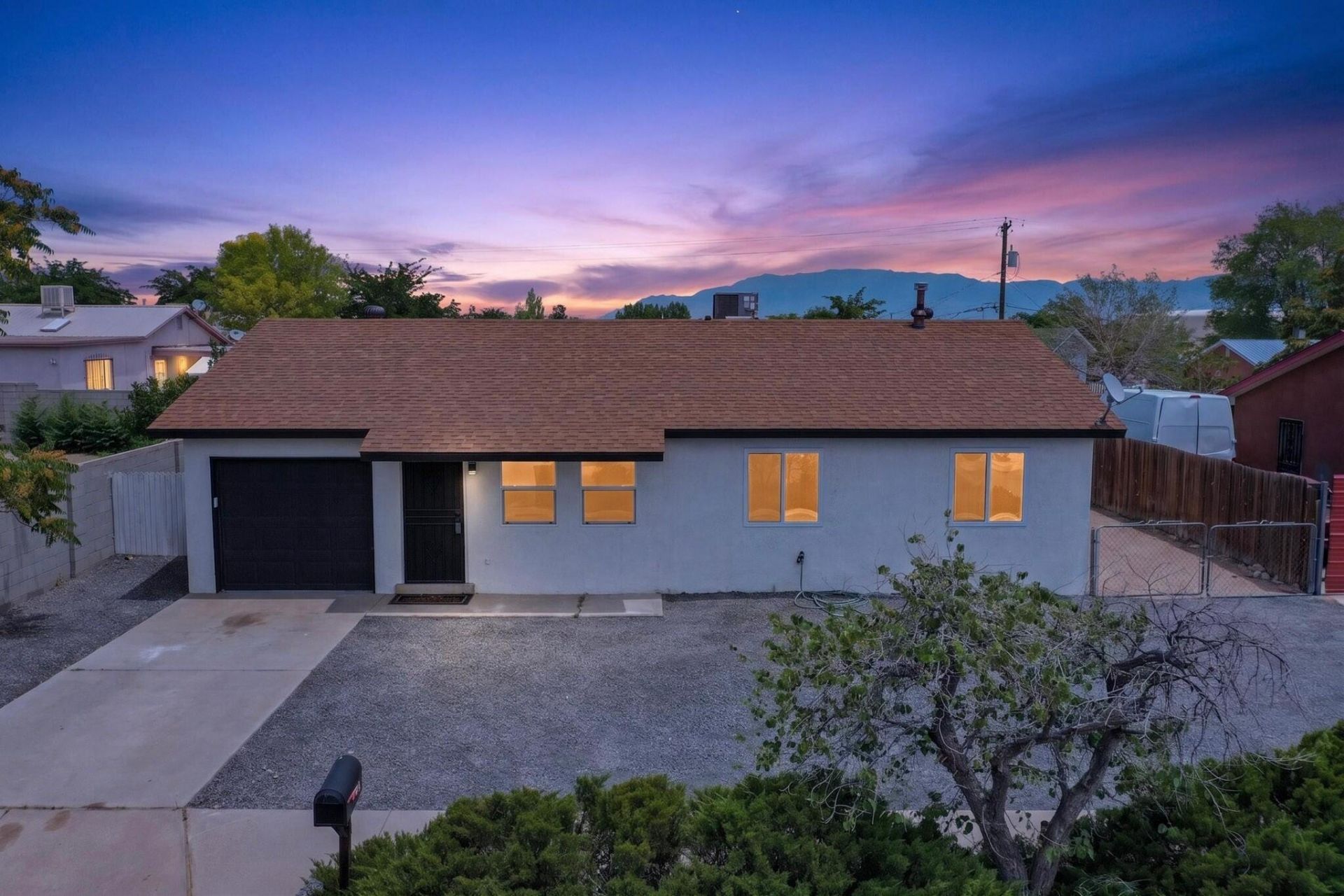 1308 Locura Road Sw, Albuquerque, NM 87121 Main Photo