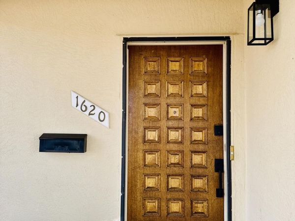 1620 Parsifal Street NE, Albuquerque, NM 87112