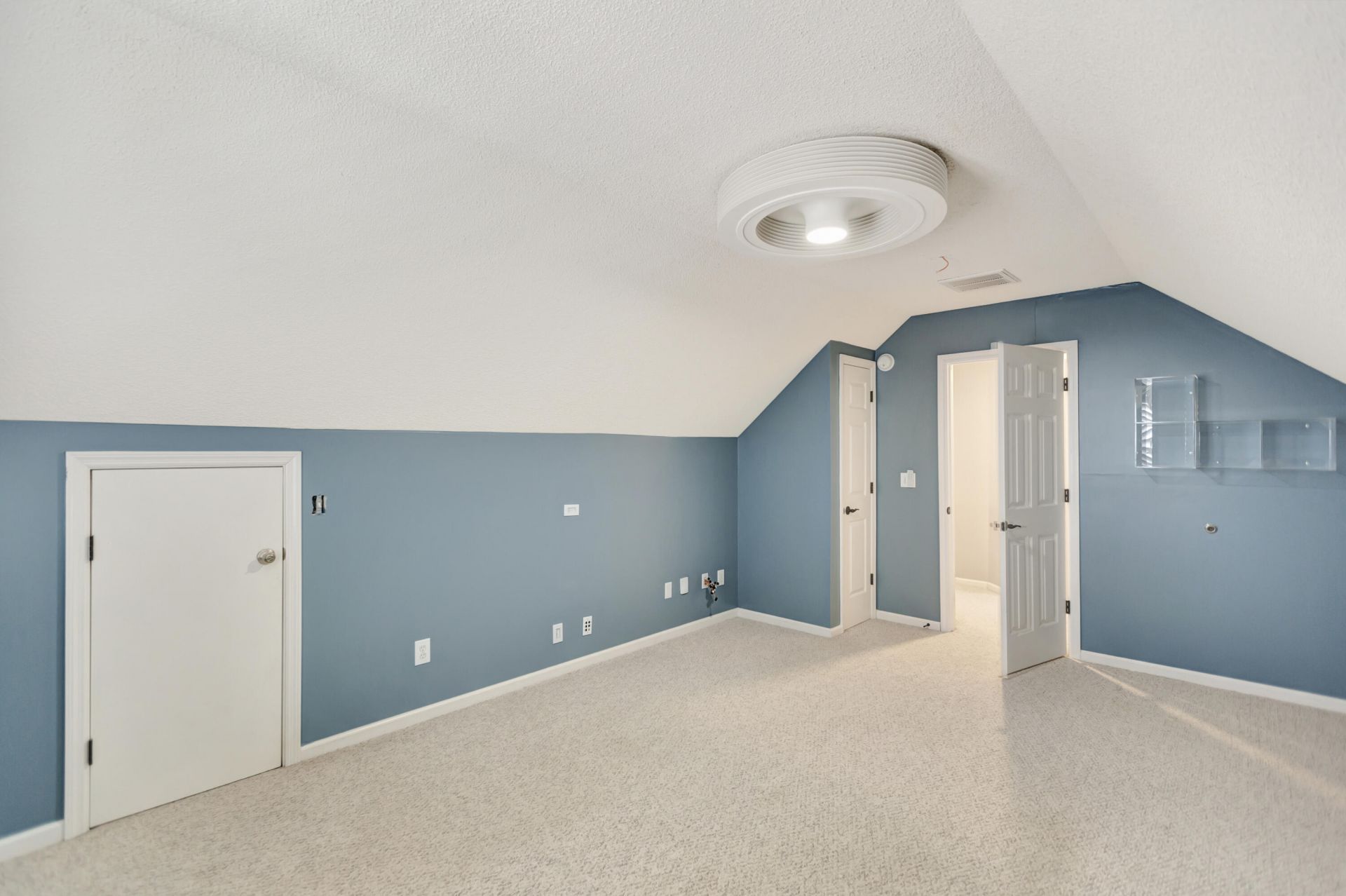 115 Tattingstone Way Photo 24