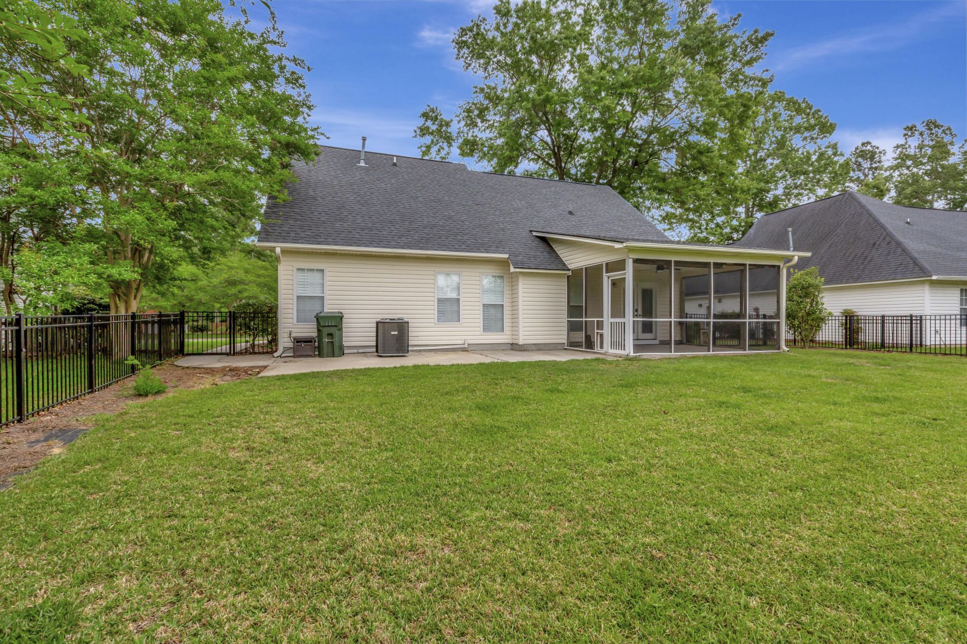 115 Tattingstone Way Photo 28