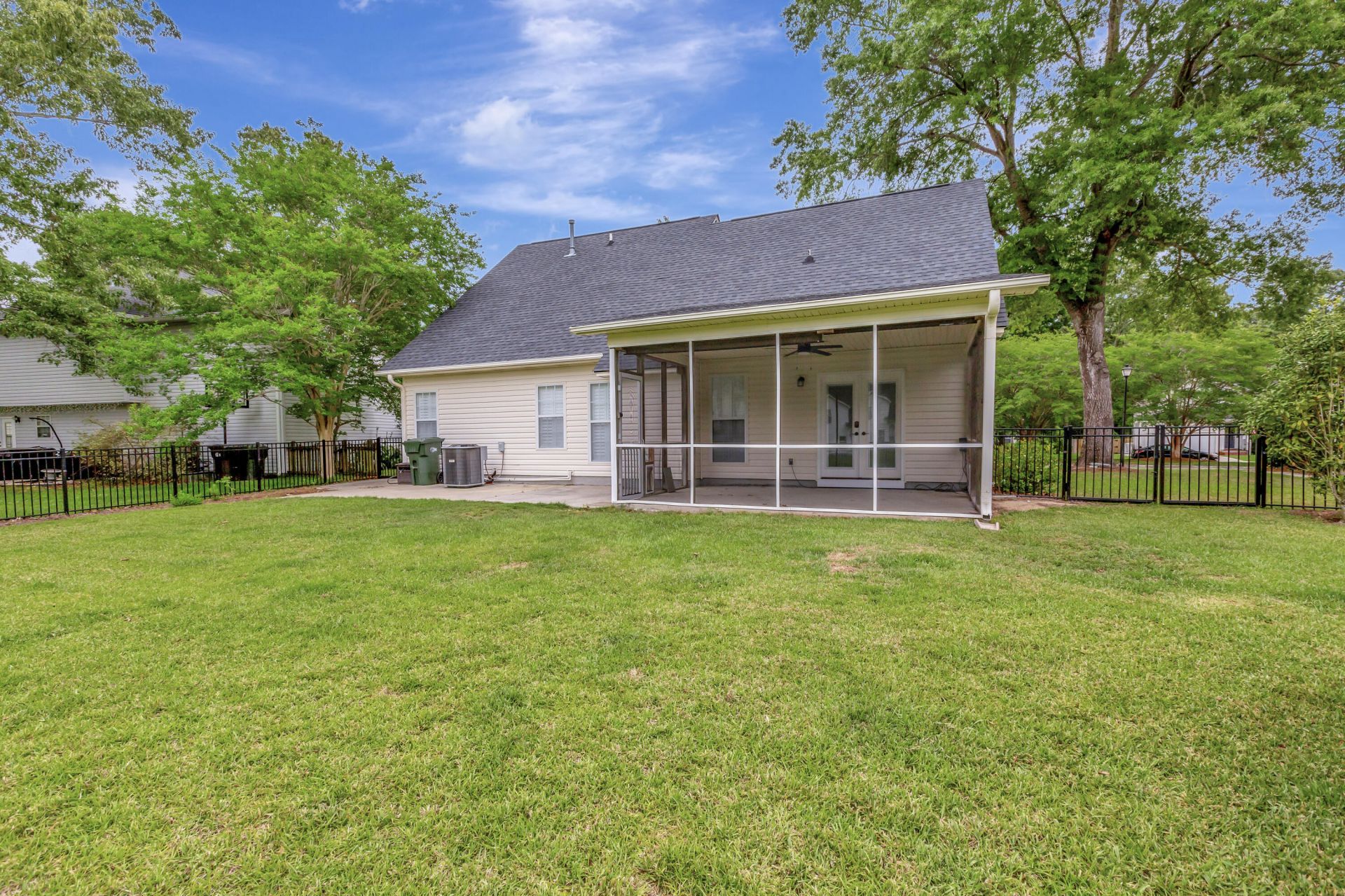 115 Tattingstone Way Photo 29