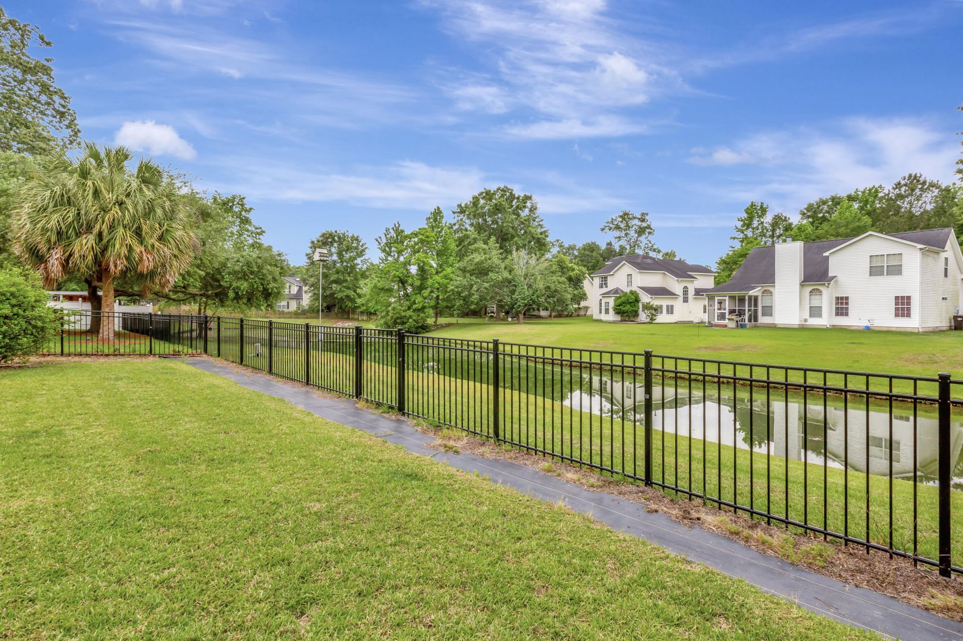 115 Tattingstone Way Photo 30