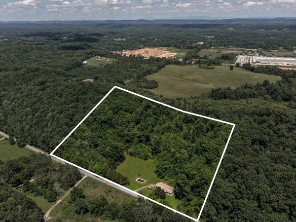 4011 Straight Gut Road, La Fayette, GA 30728