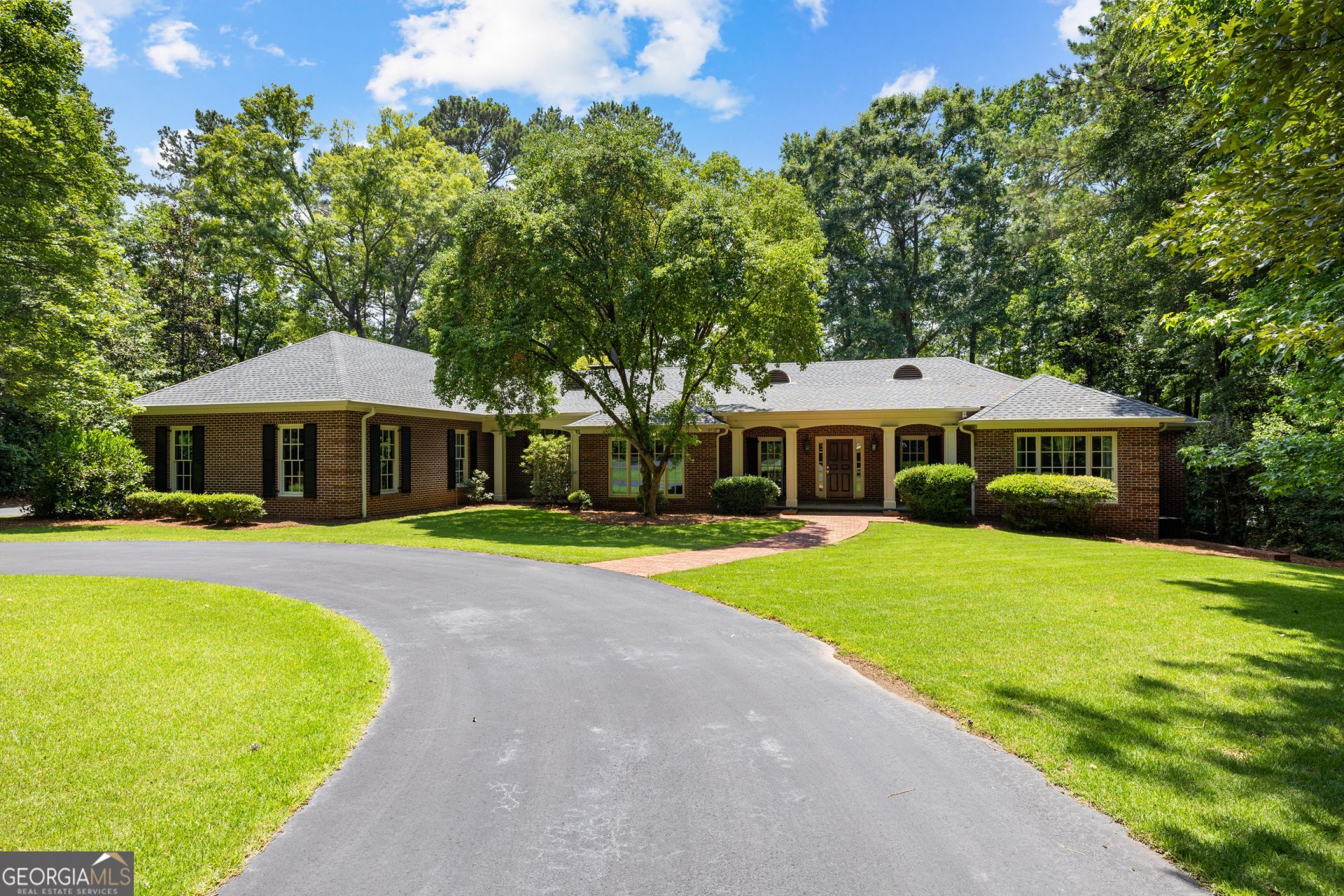 114 Willowcrest Way, Lagrange, GA 30240 Main Photo