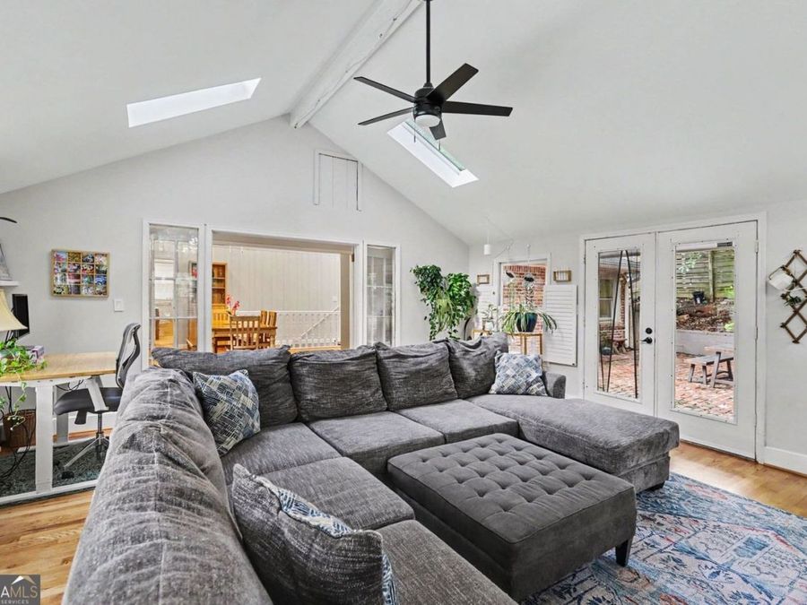 Property Image 16