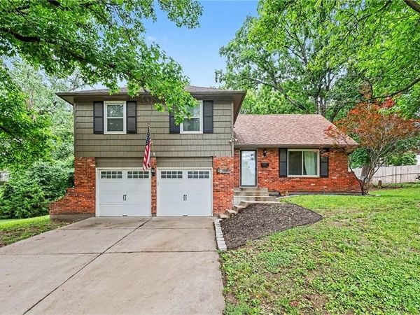5620 Perry Avenue, Merriam, KS 66203