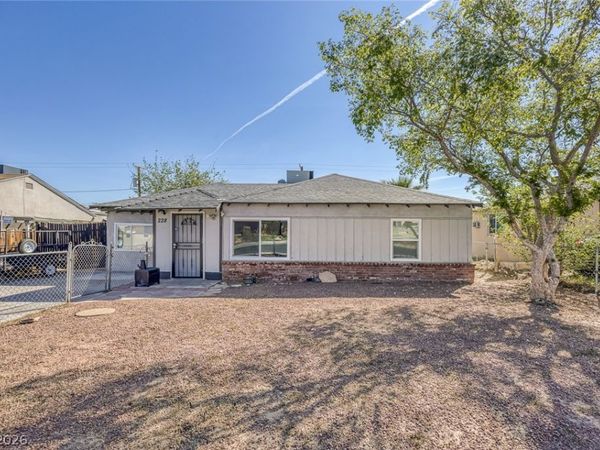228 N 17th Street , Las Vegas, NV 89101