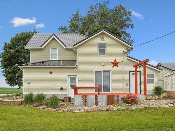 3257 132nd Street , Sumner, IA 50674