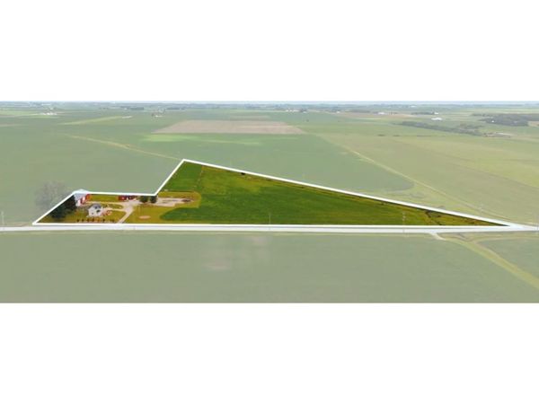 3257 132nd Street, Sumner, IA 50674