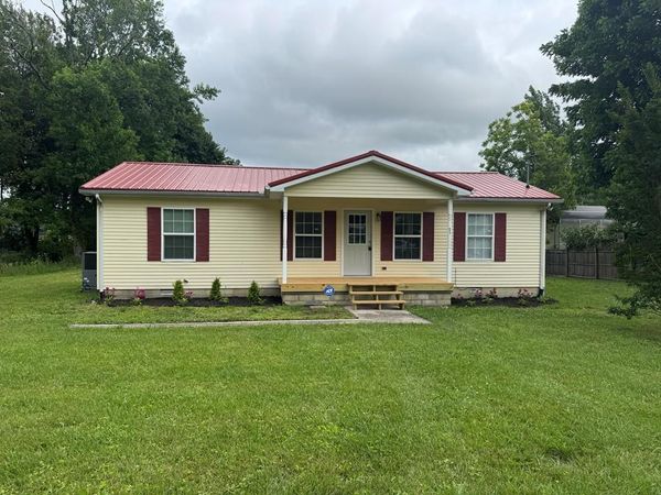 206 Volunteer Way, Monterey, TN 38574