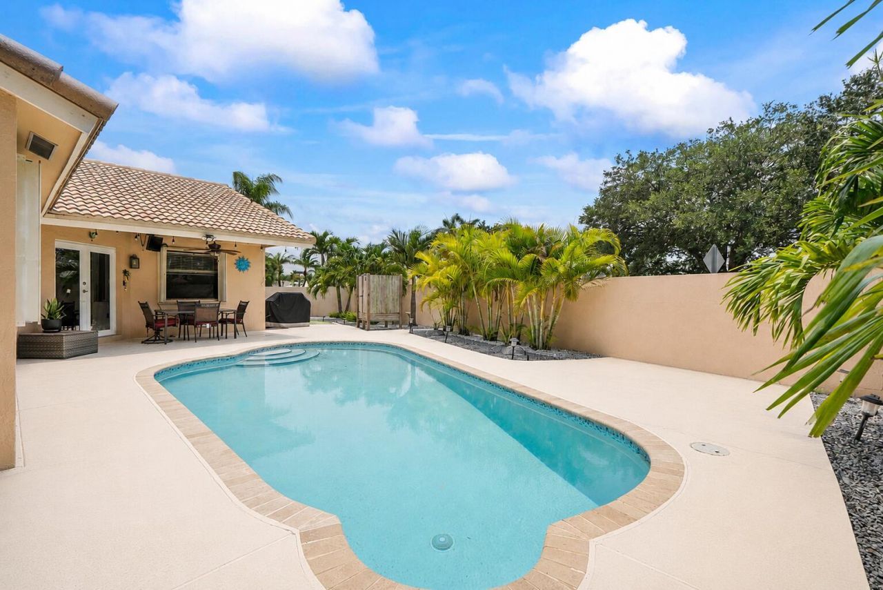 15681 Dover Court, Davie, FL 33331 Photo