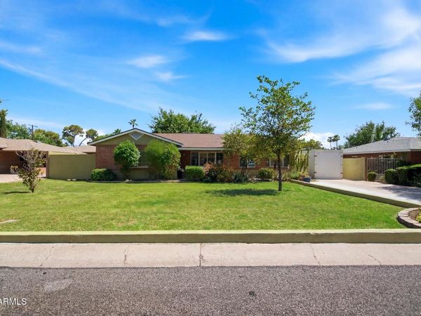4045 E CAMBRIDGE Avenue, Phoenix, AZ 85008